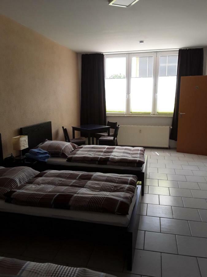 Pension Zum Bauhof Zwickau Exterior foto